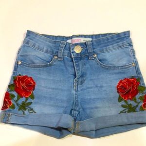 Girls Denim Diva Rolled Cuff Appliquéd Shorts